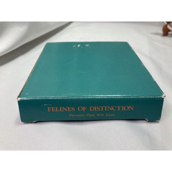 Vintage Russ Berrie Felines Of Destinction Decorative Porcelain Cat Plate Easel - Picture 6 of 8